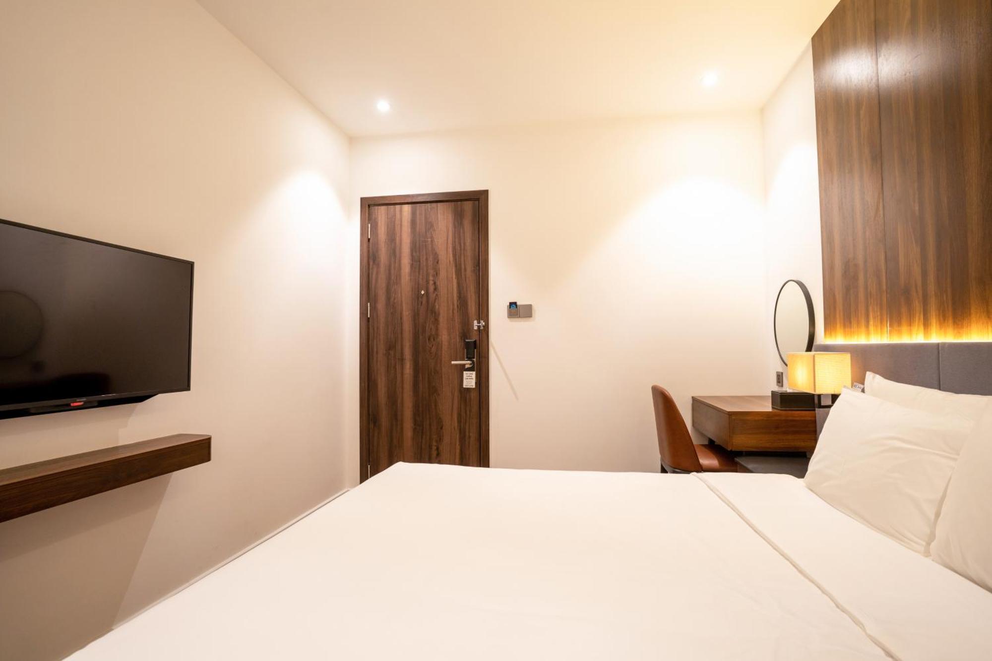 Calidum Phu Quoc Hotel Bagian luar foto