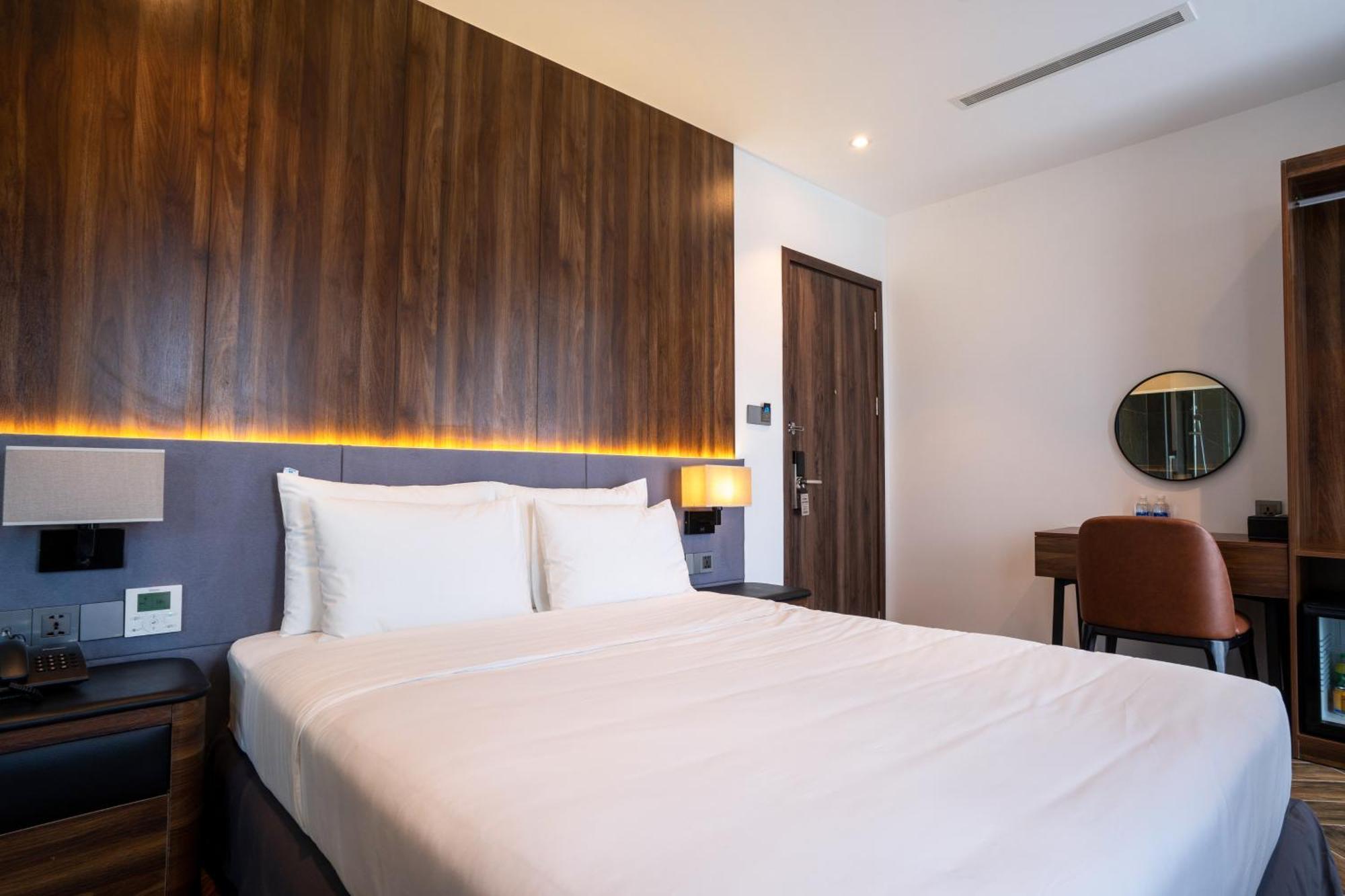 Calidum Phu Quoc Hotel Bagian luar foto
